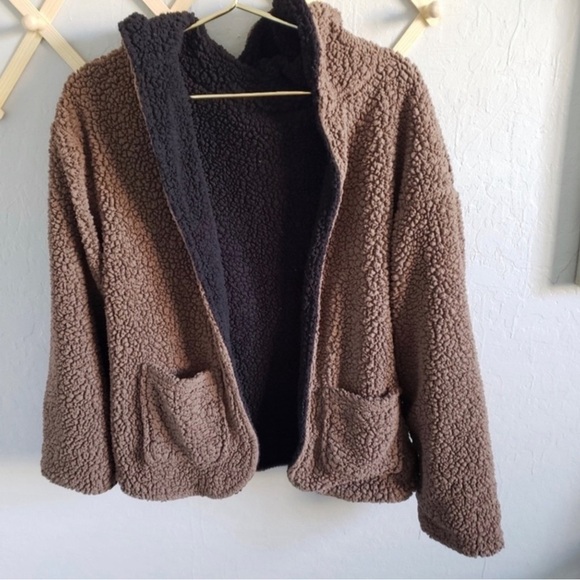 Sherpa Reversible Teddy Bear Coat Black Mocha Women’s Size Medium NWT - Picture 6 of 10